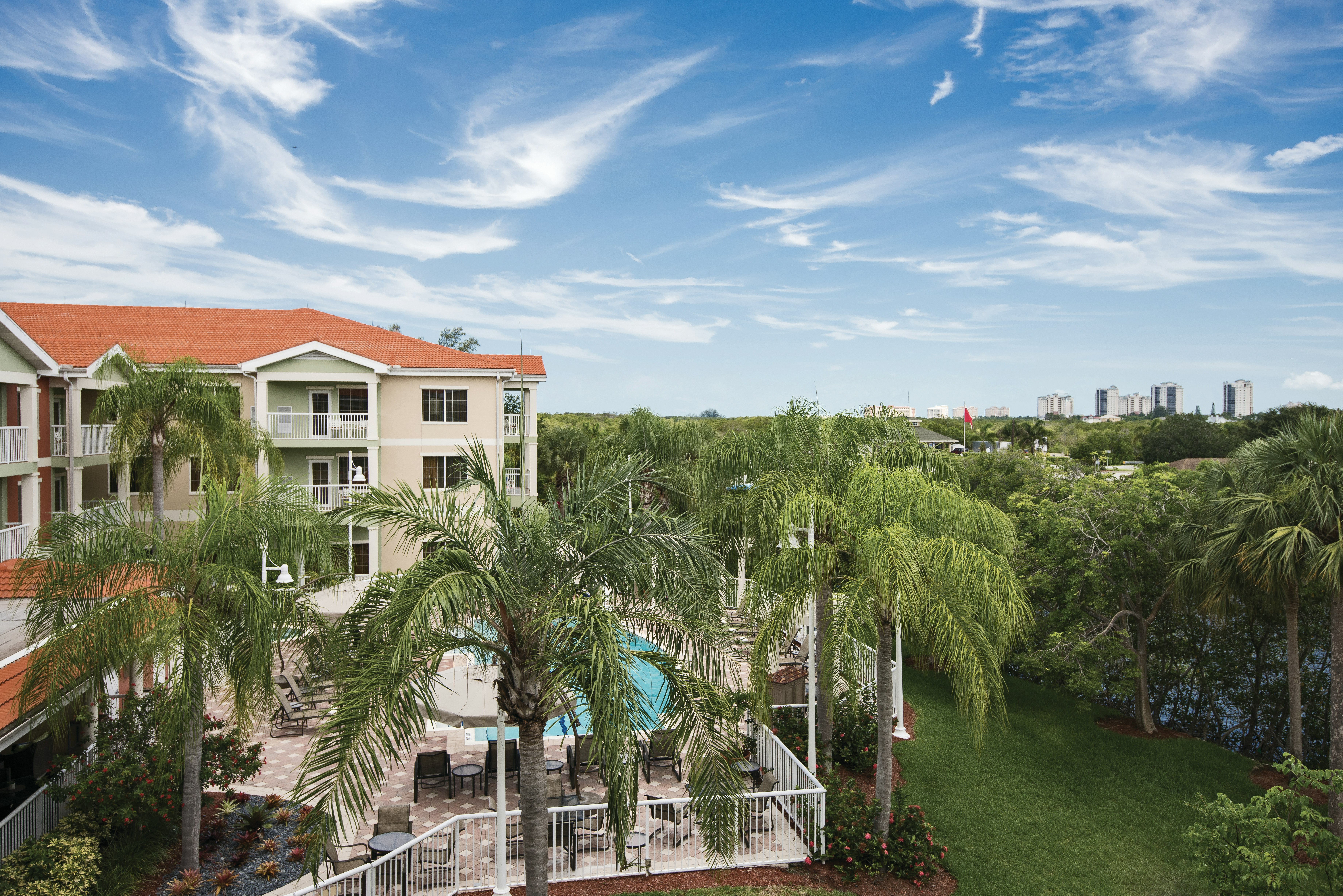 Doubletree Suites By Hilton Naples 61/67