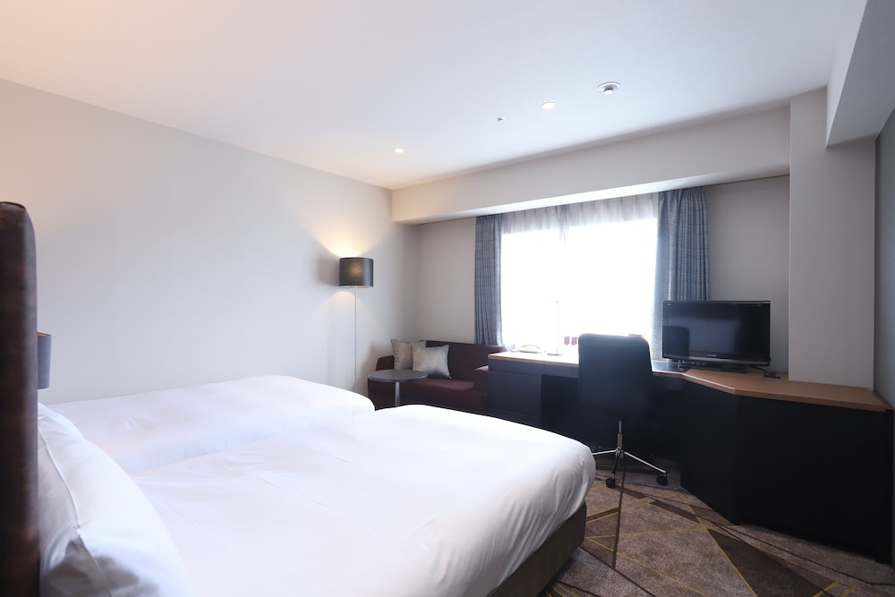 Crowne Plaza Ana Kushiro 12/71