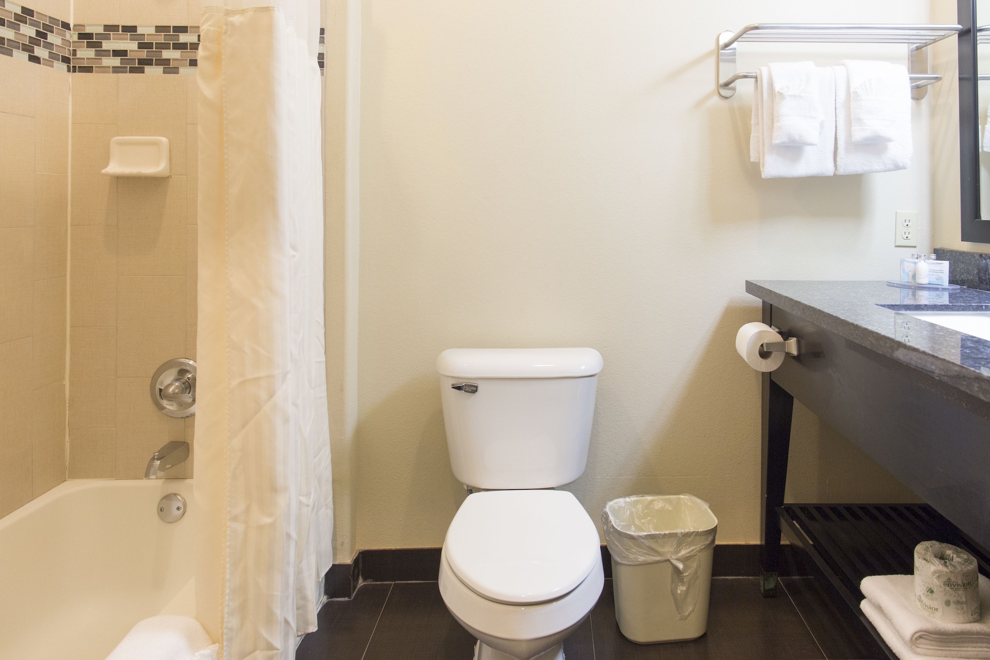 جناح استوديو بسرير كينج، Red River Inn And Suites 2/3