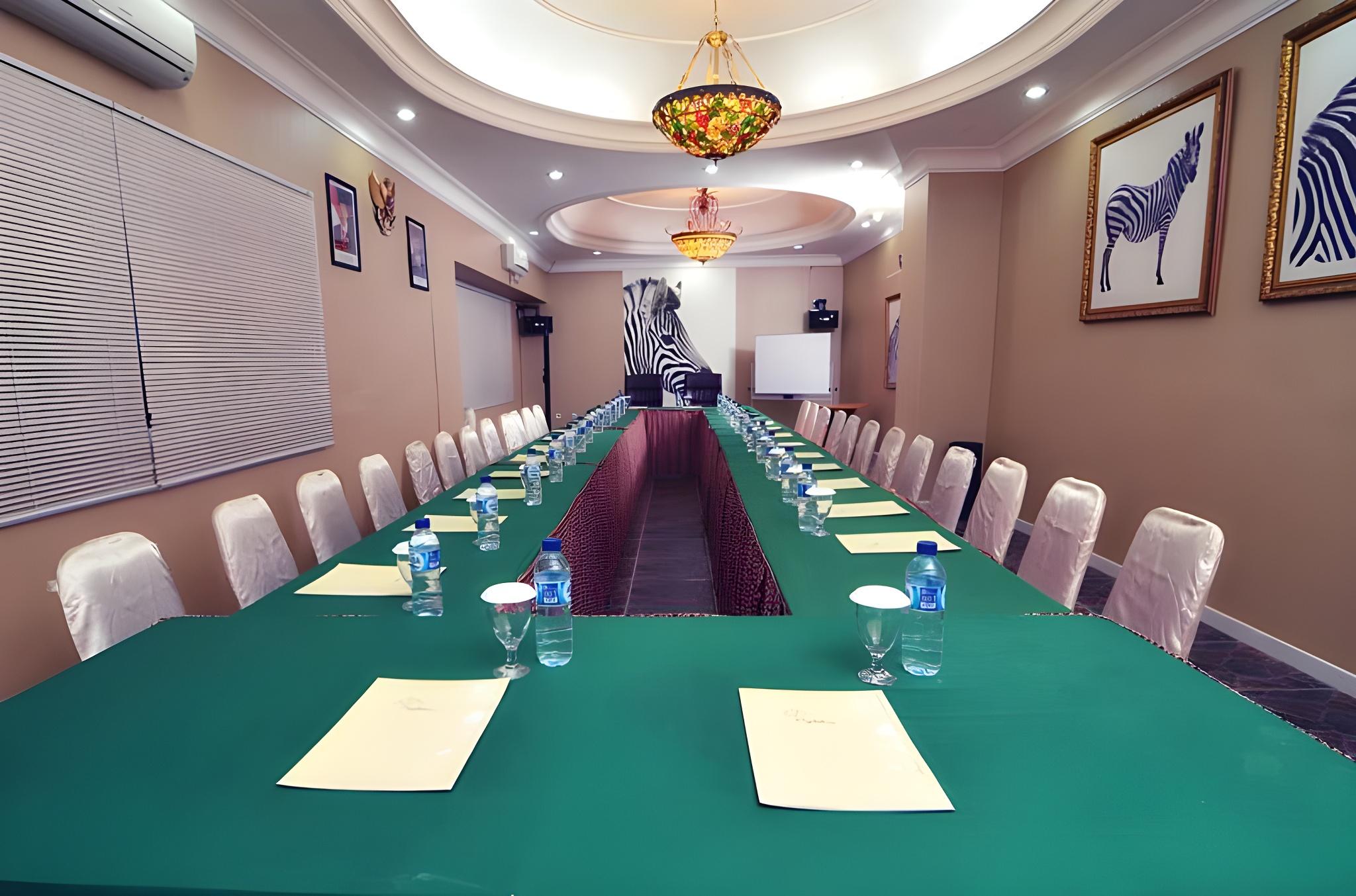 Pohon Inn Hotel 19/24