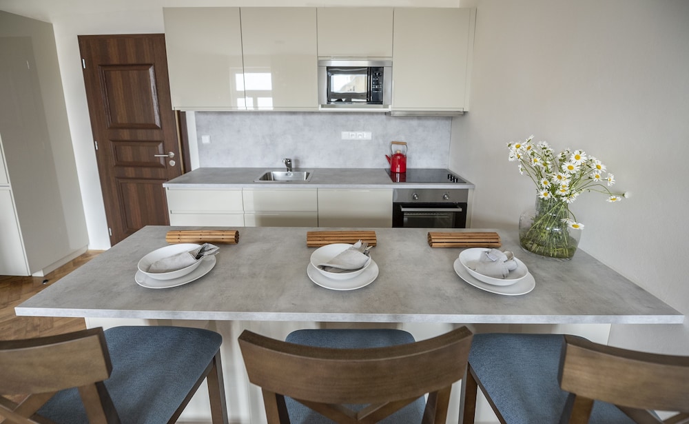 Letna Garden Suites 42/66