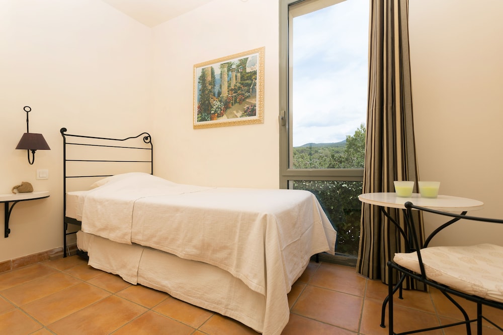Madame Vacances Residence Provence Country Club 20/50