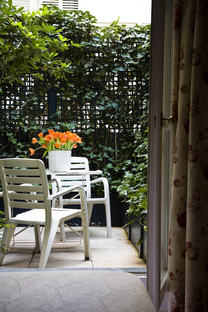 Hotel Le Saint Gregoire in PARIS