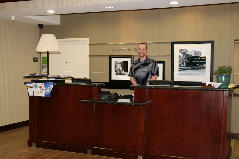 Hampton Inn Alpine 9/60