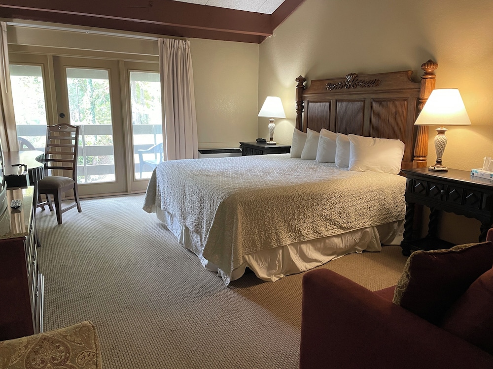 Fontana Village Resort 26/51