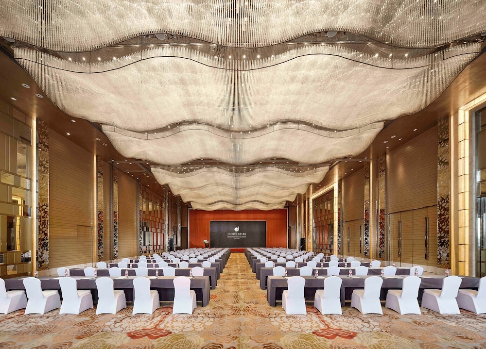 SANDING NEW CENTURY GRAND HOTEL YIWU 41/42