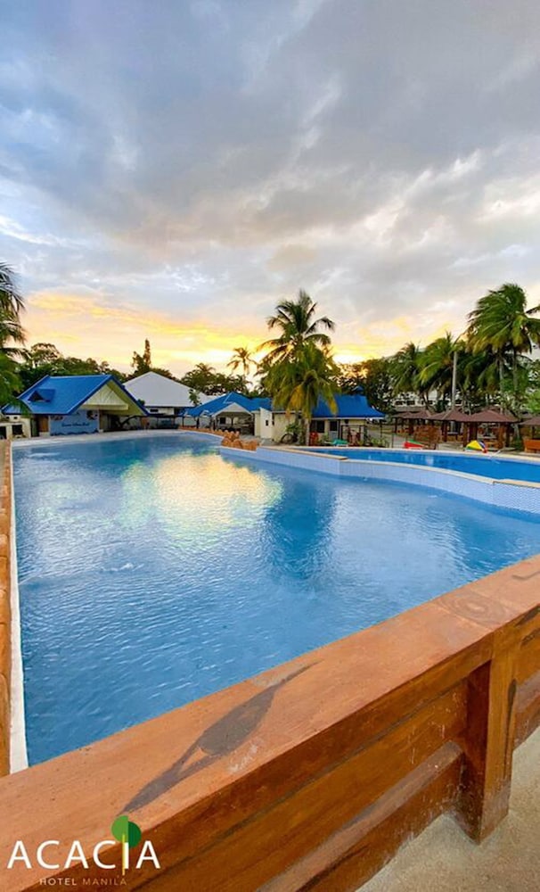 Acacia Hotel Bacolod 8/20