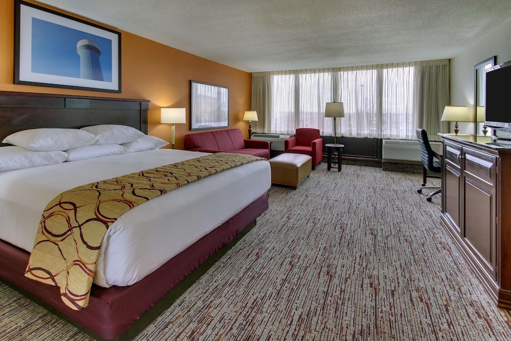 Pear Tree Inn St Louis Arnold 17/46