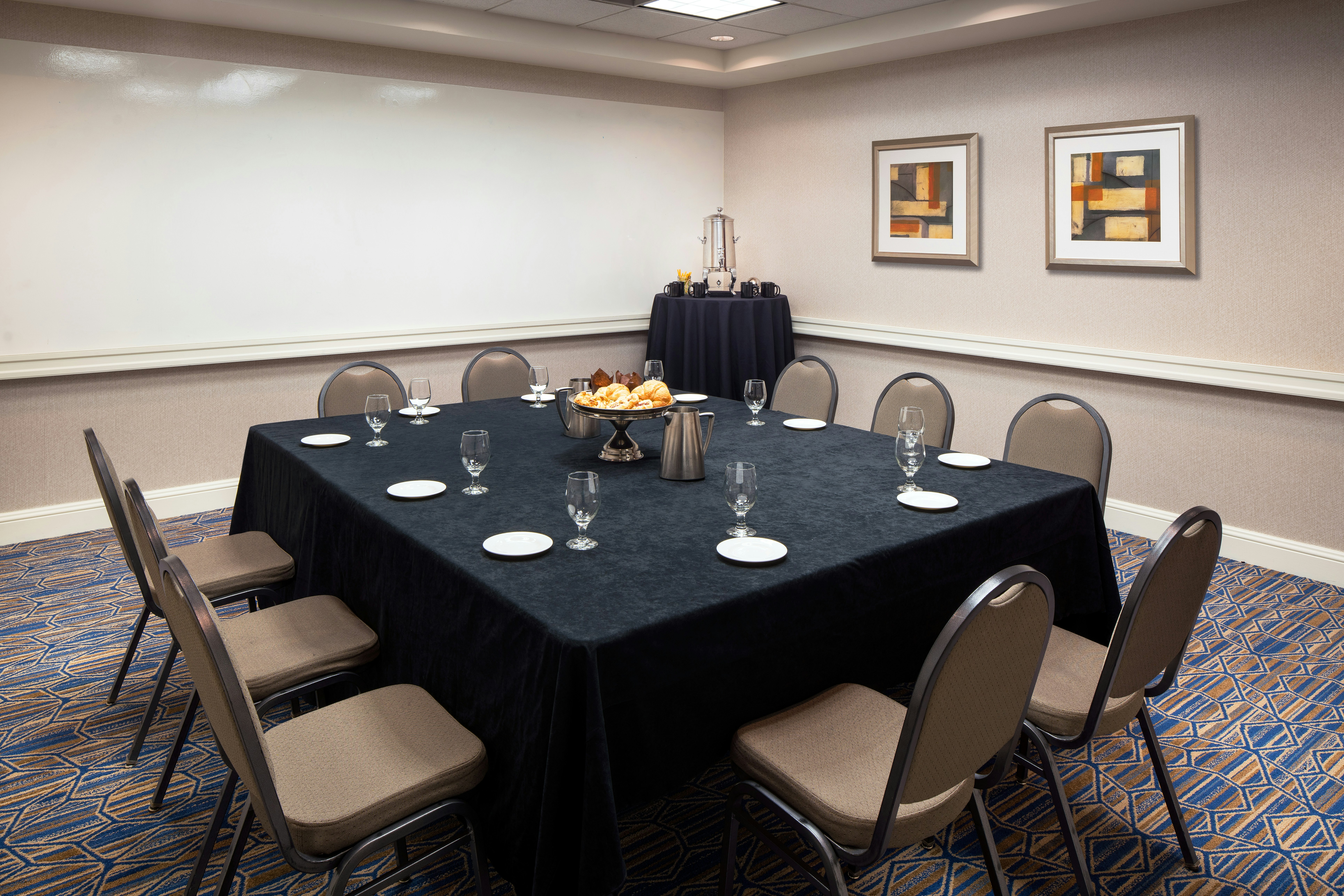 Hilton Garden Inn Denver Downtown 70/71
