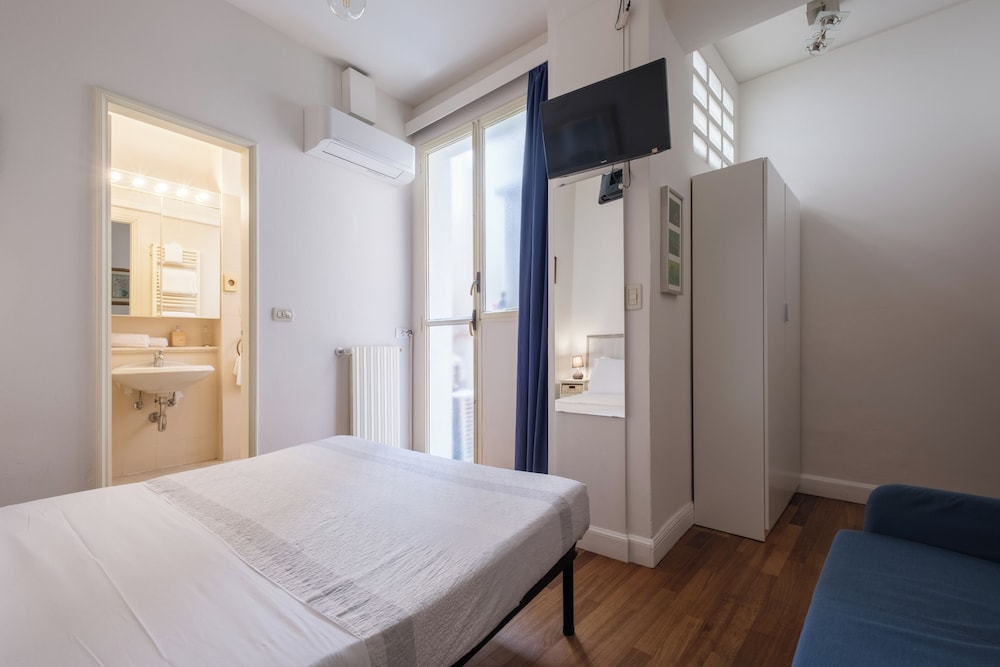 Cristina Rossi Bed and Breakfast 19/50