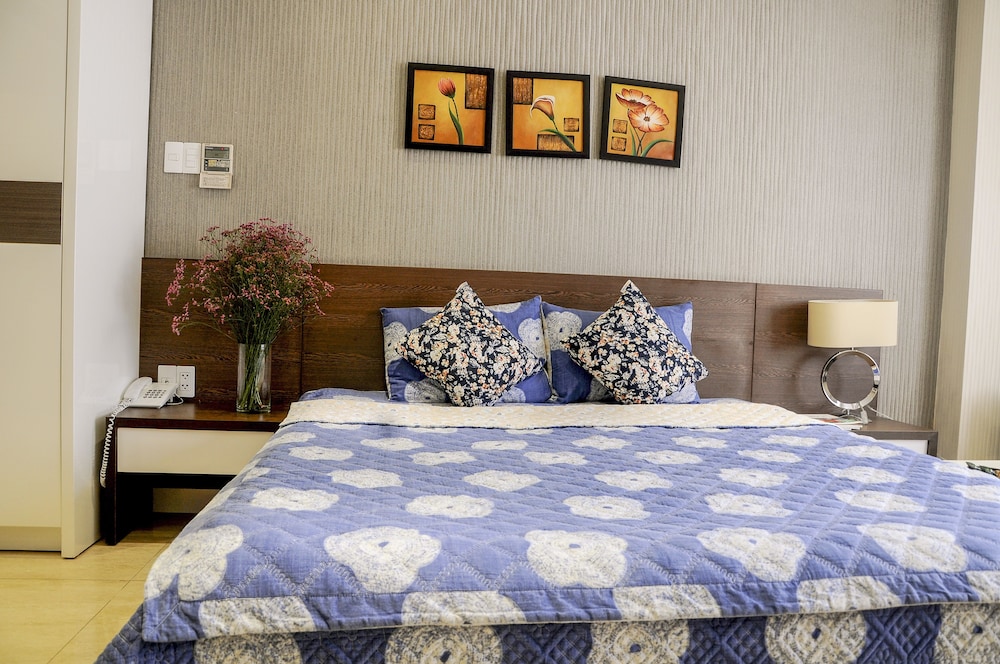 Golden Queen Aparthotel 34/63