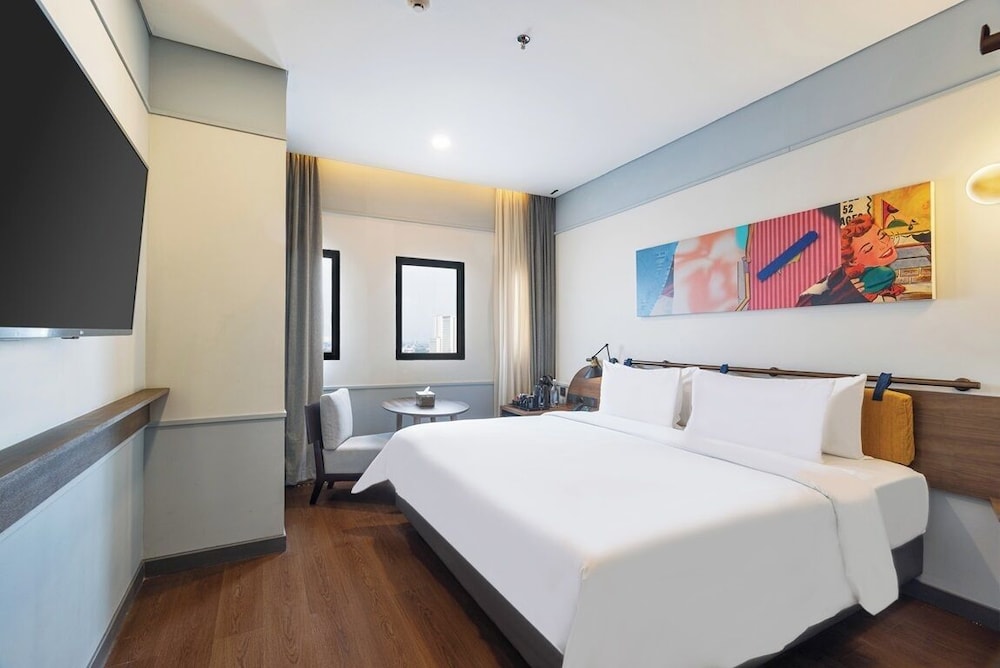 ARTOTEL Hub Simpang Temu 10/19