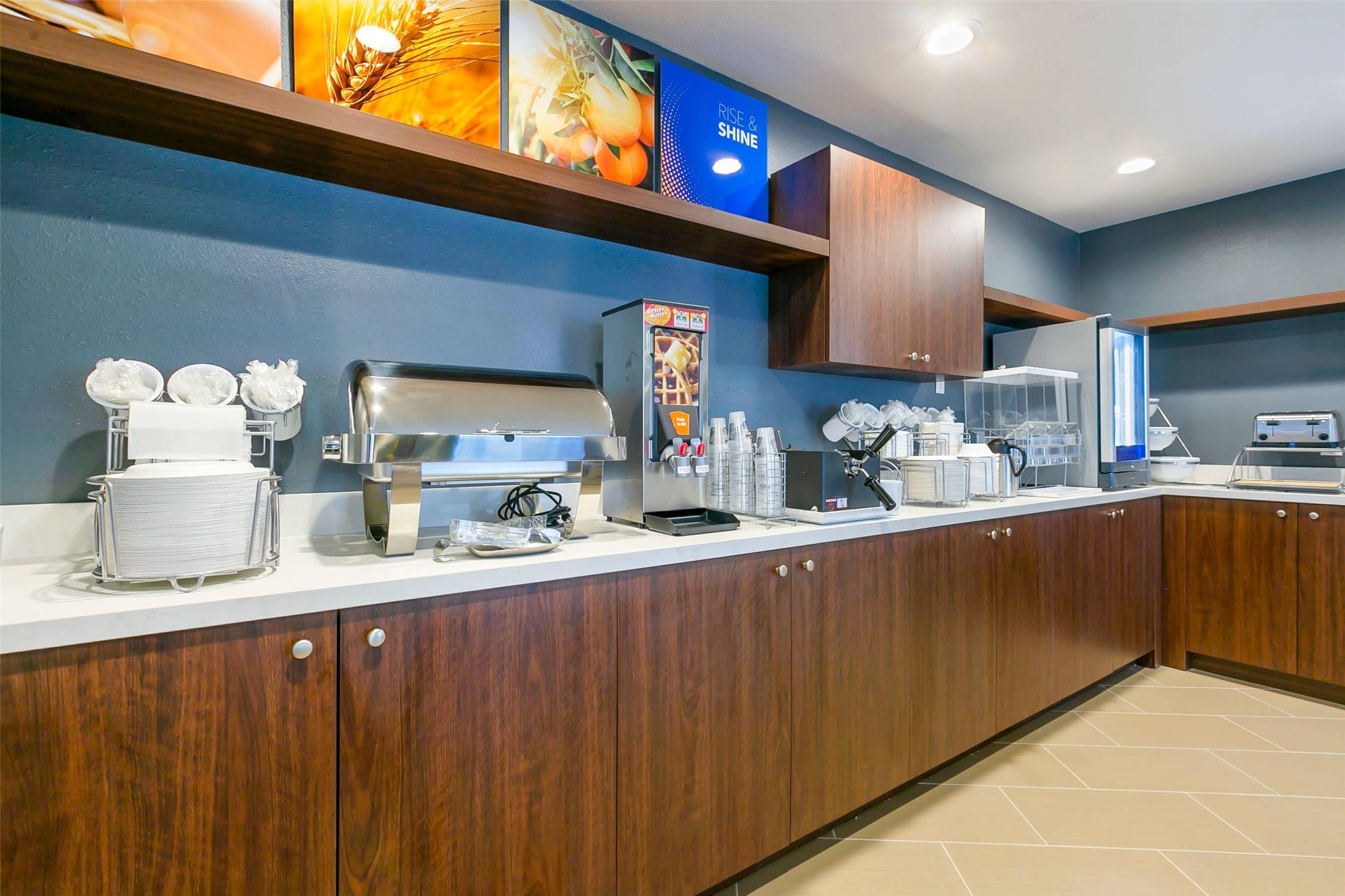 Comfort Inn & Suites Houma 5/19