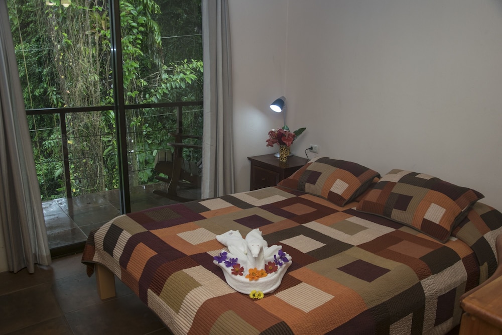 Nepenthe B&B 31/50