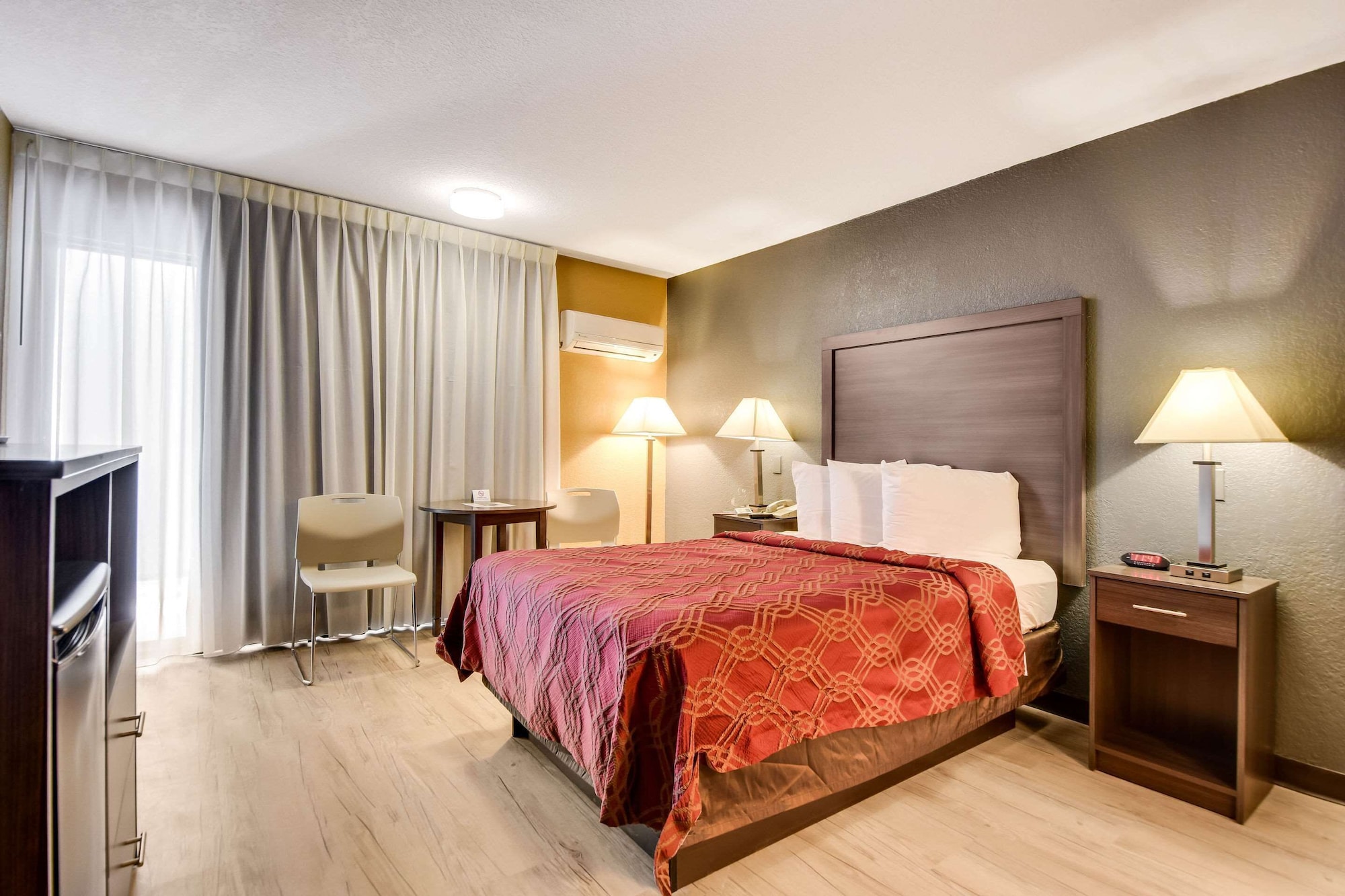 ROOM, DOUBLE BED, ACCESSIBLE