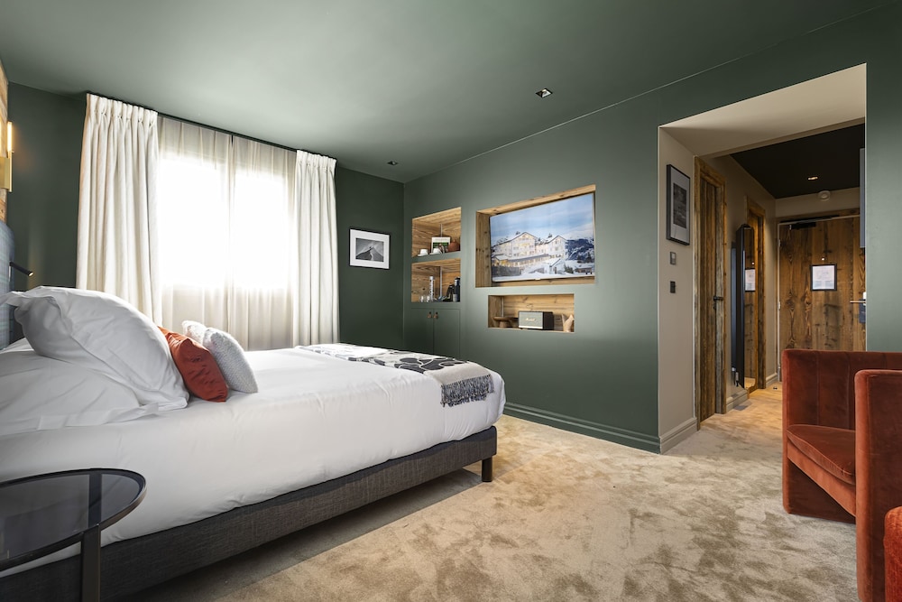 COMFORT, DOUBLE OR TWIN BED