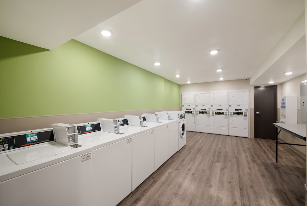 WoodSpring Suites Austin Central photo5