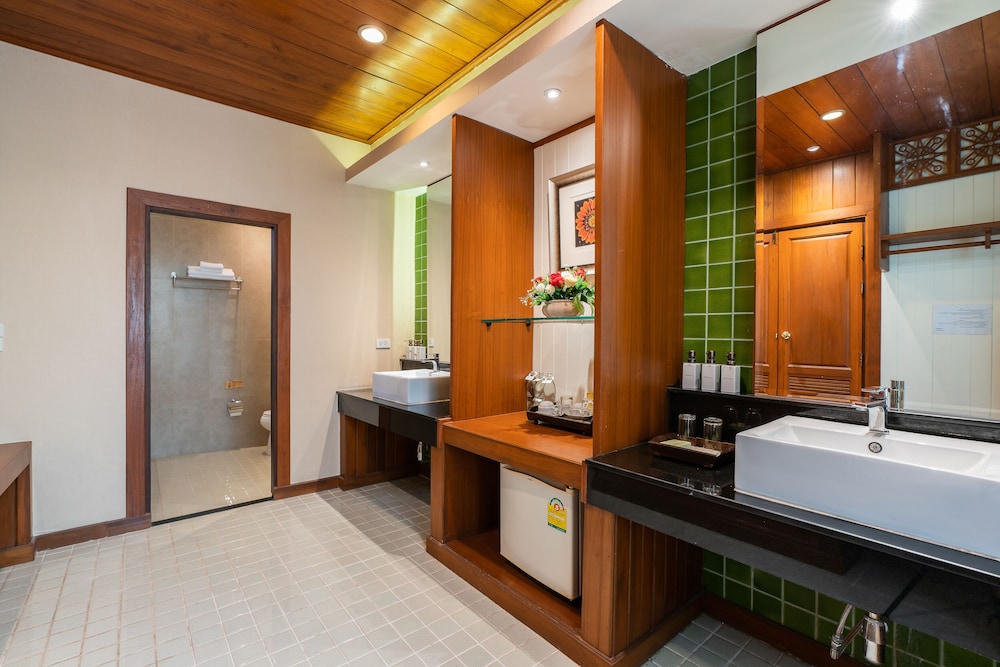 Le Charme Sukhothai Historical Park Resort 62/63