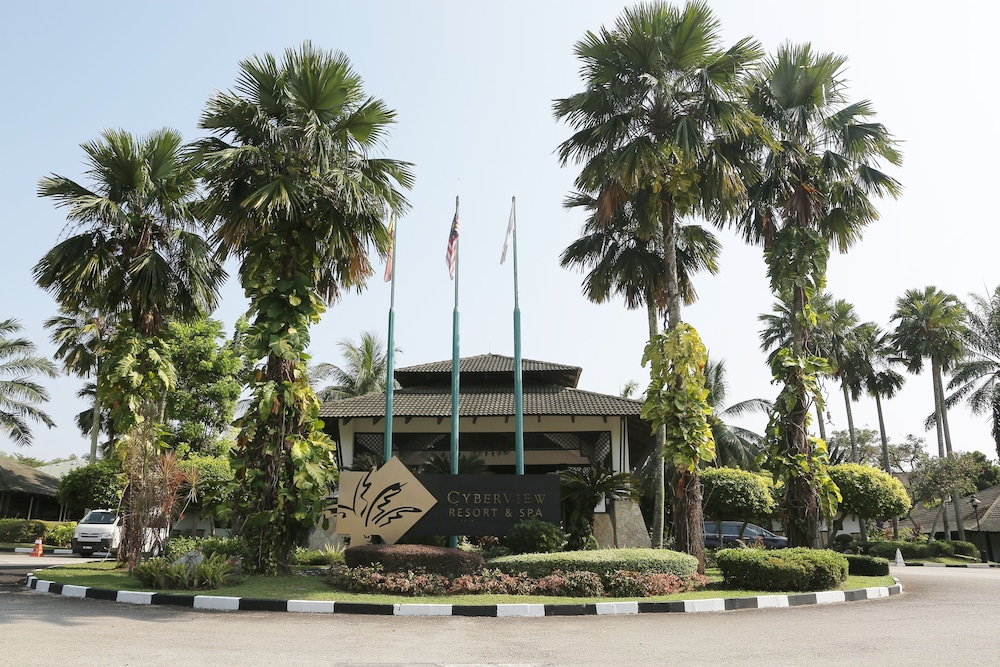 Cyberview Resort And Spa 6/66
