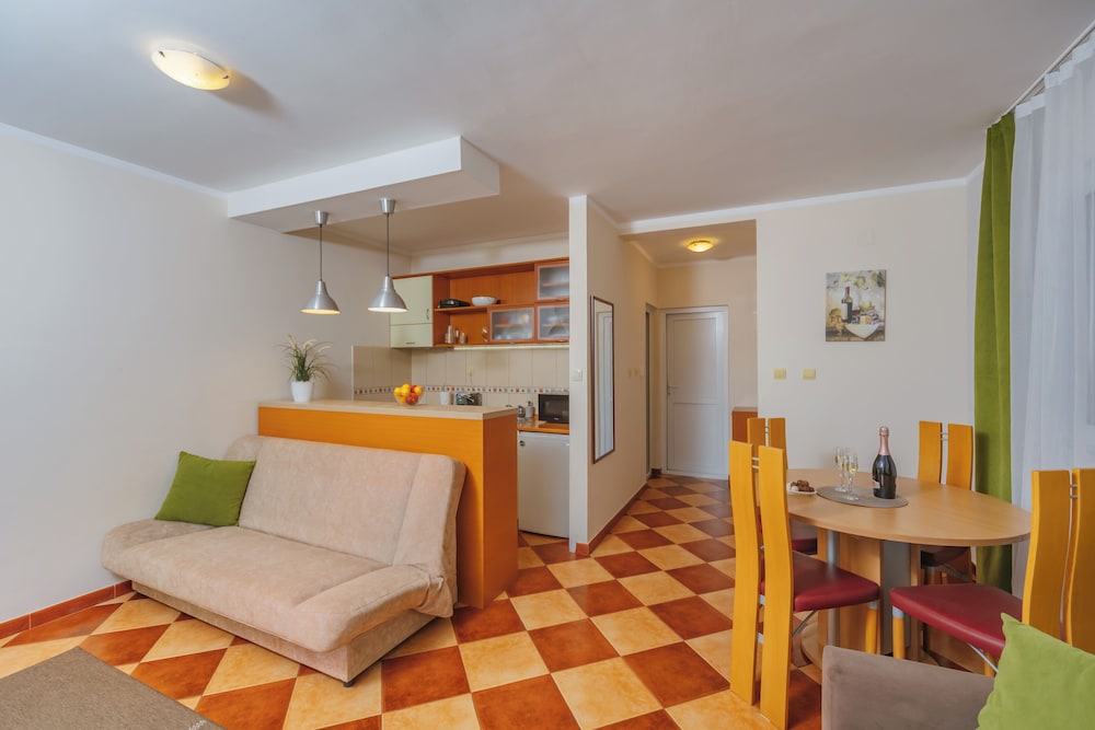 Apartments Spin 32/47