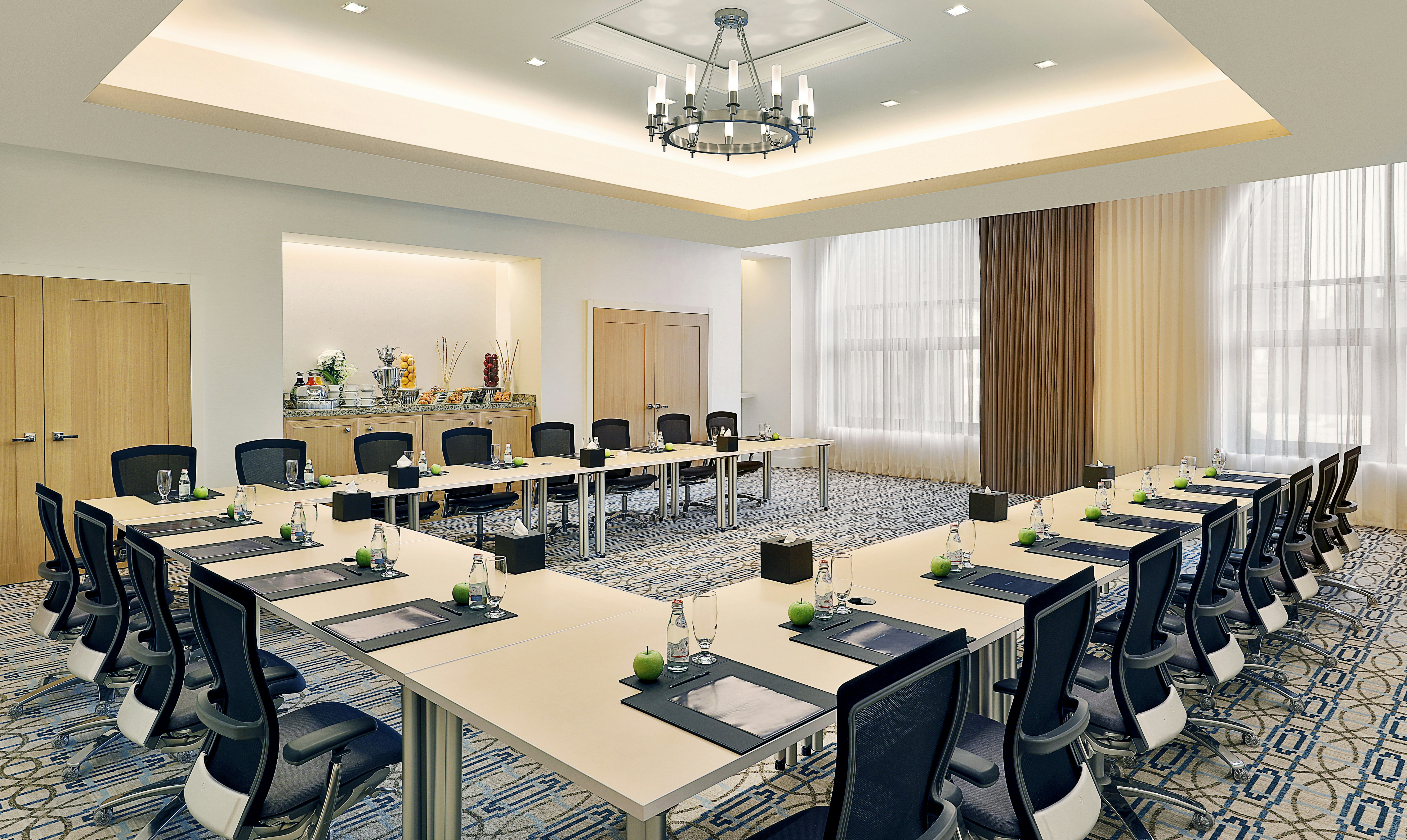 مكة هيلتون للمؤتمرات(Hilton Hotel & Convention Jabal Omar Makkah) 75/80