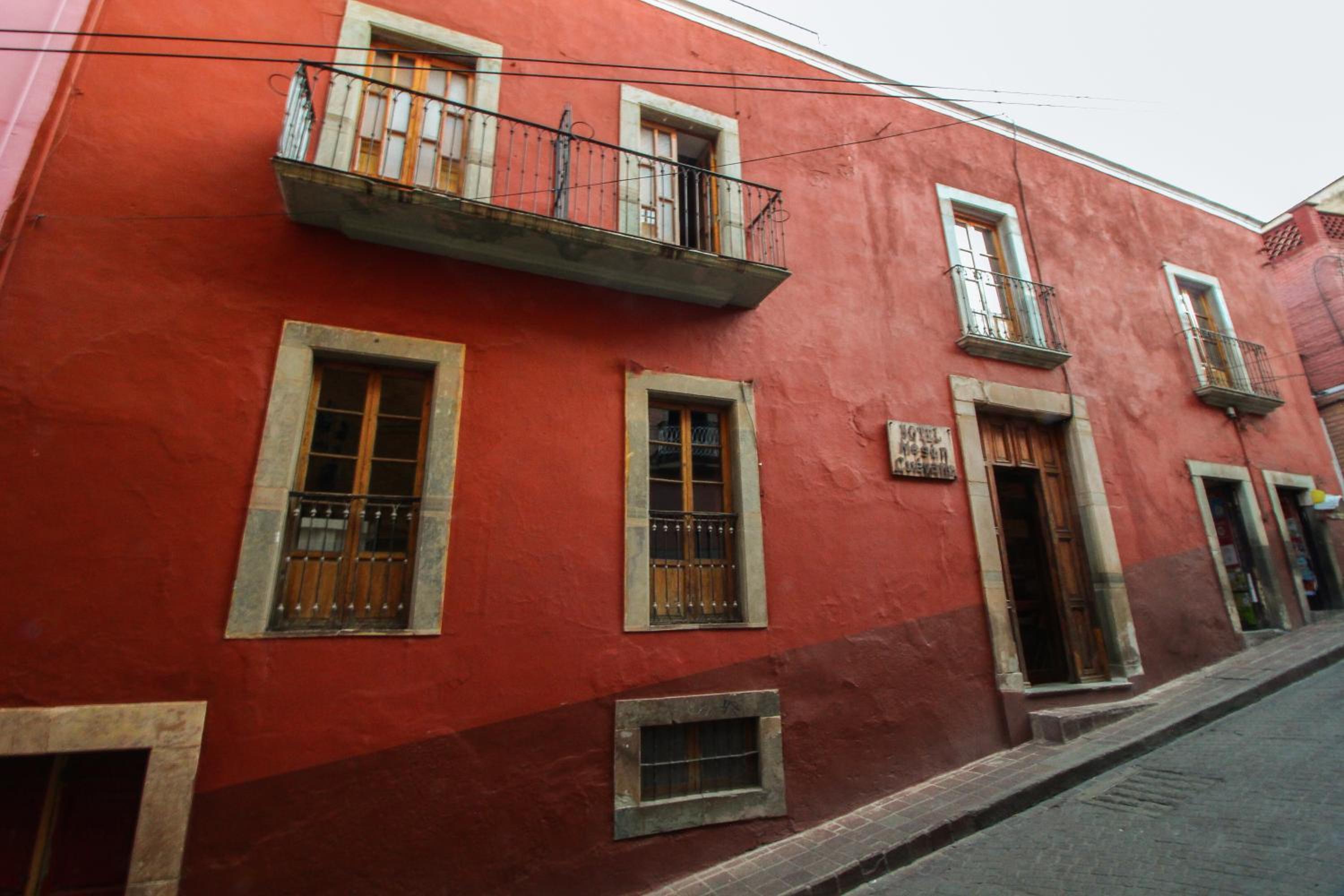 Hotel Meson Cuevano 2/50