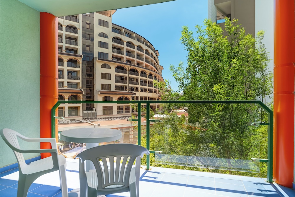 MPM Kalina Garden Hotel 7/63