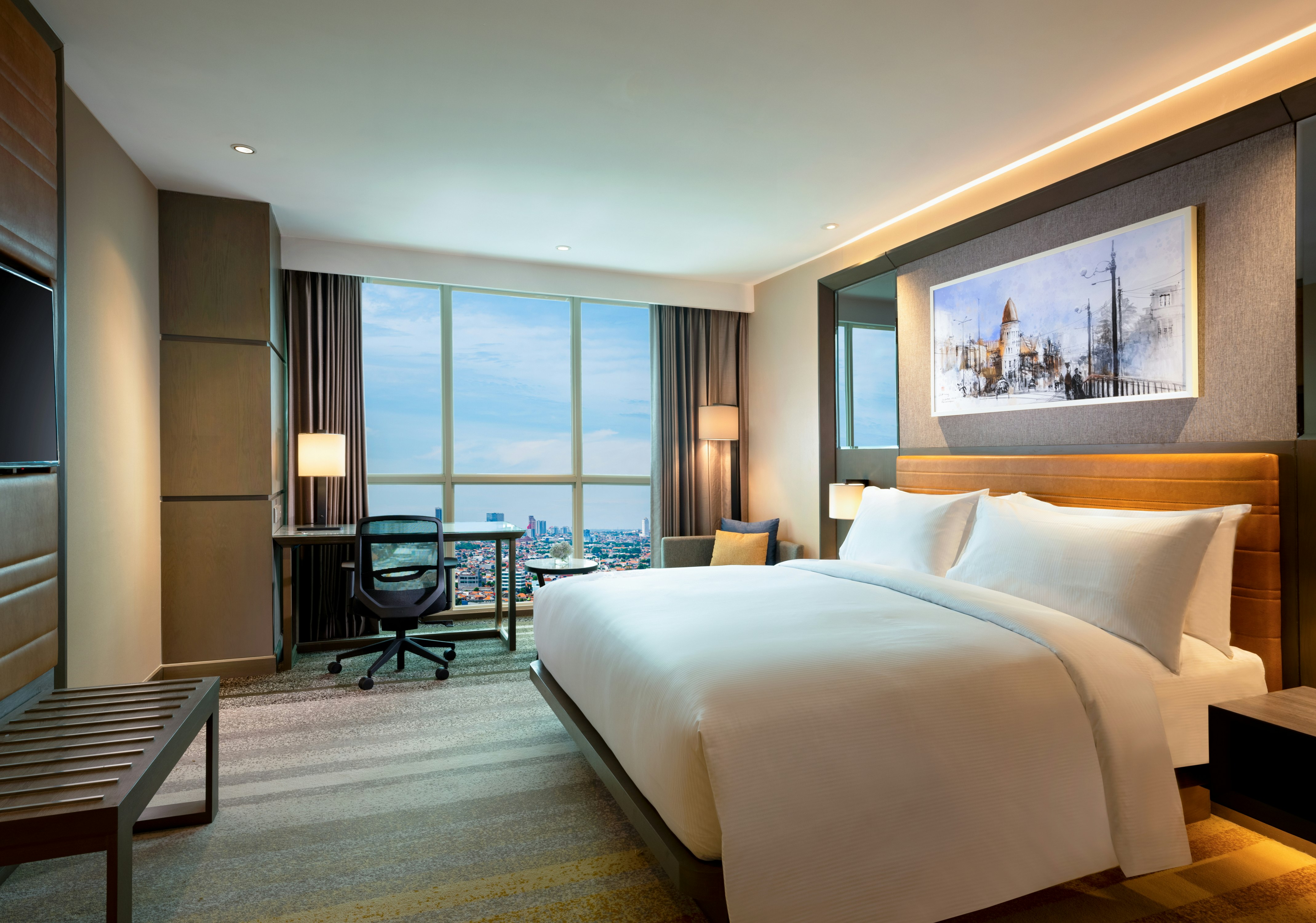 GUEST ROOM, KING BED