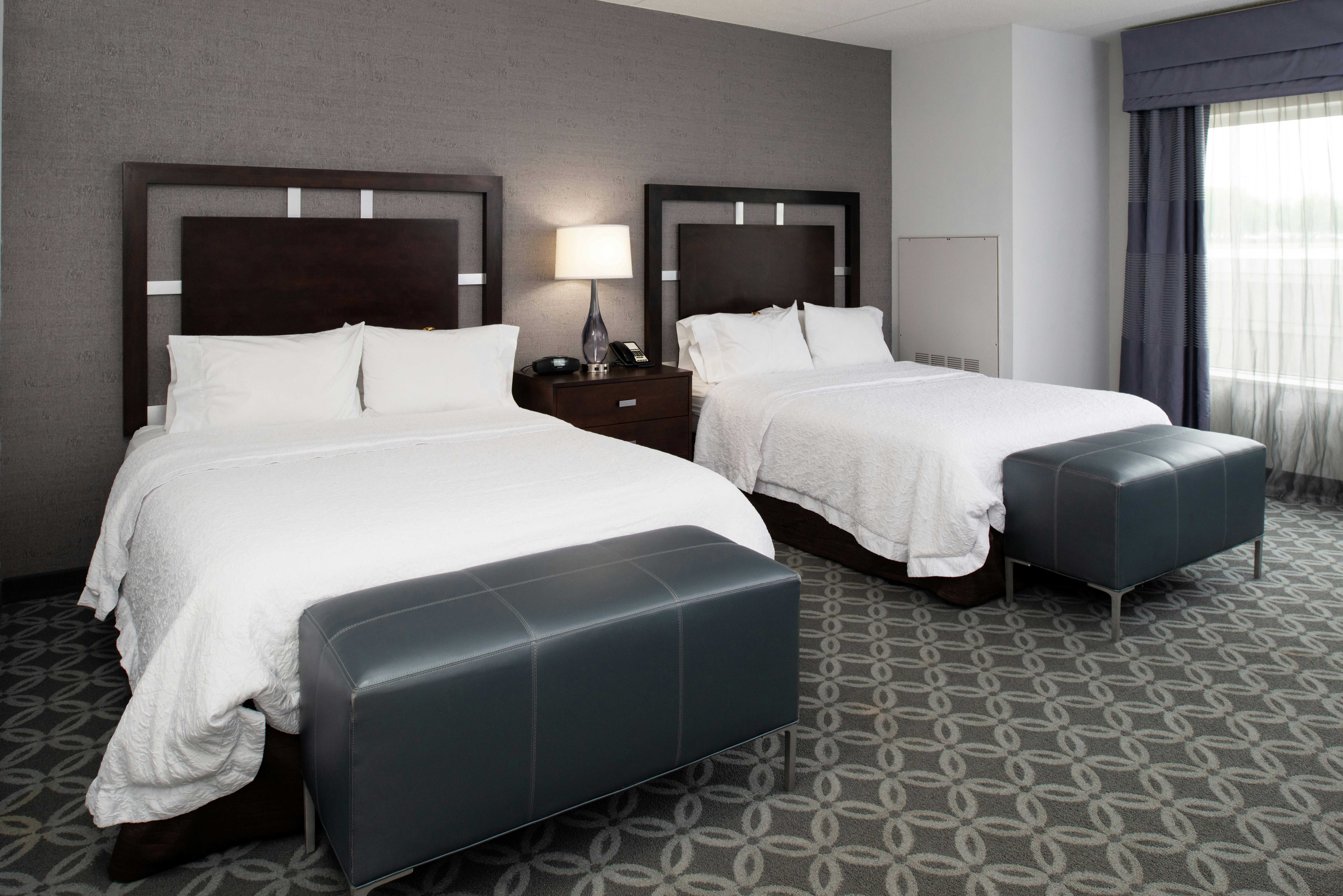 Hampton Inn And Suites Greensborocoliseum 13/59