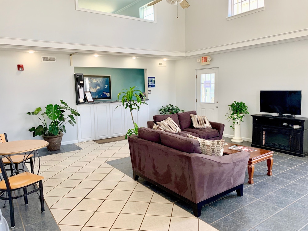 Key West Inn Childersburg 33/40