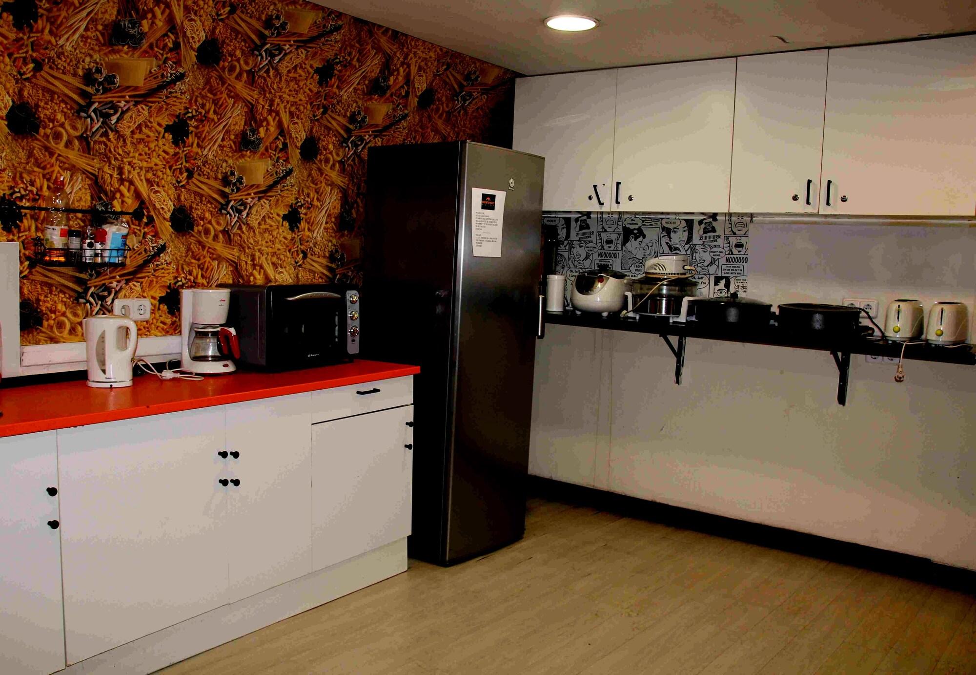 Hostels Meetingpoint 8/55