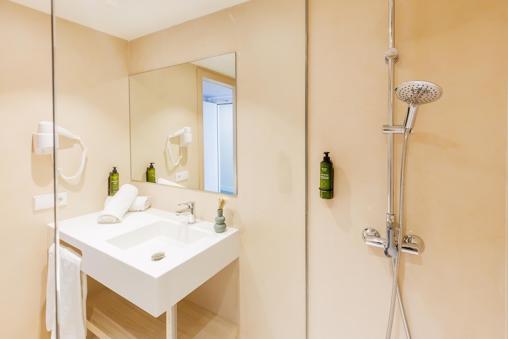 Hotel Alondra 48/50