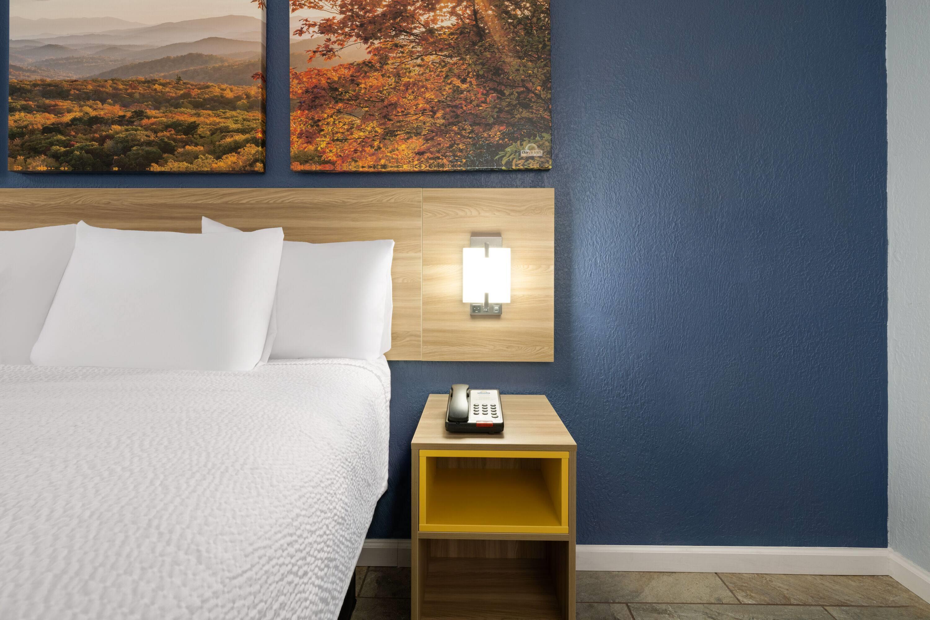 Days Inn by Wyndham Charlotte University 写真3