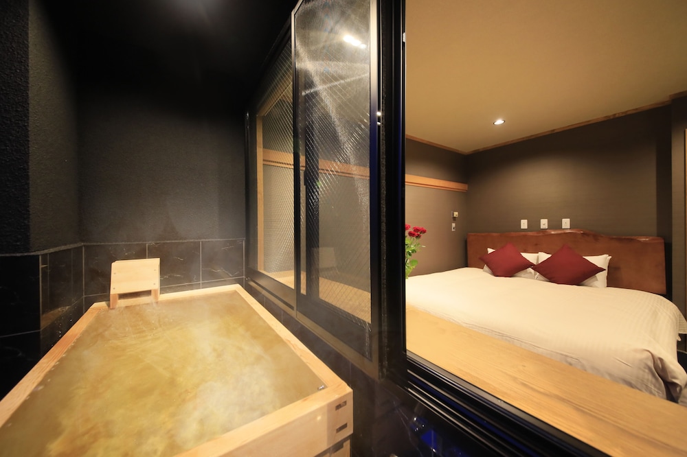 STANDARD, KING BED, PANORAMIC VIEW, OUTDOOR BATH