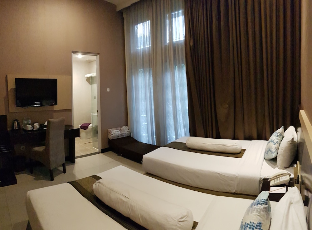 Vio Cimanuk Hotel 20/68