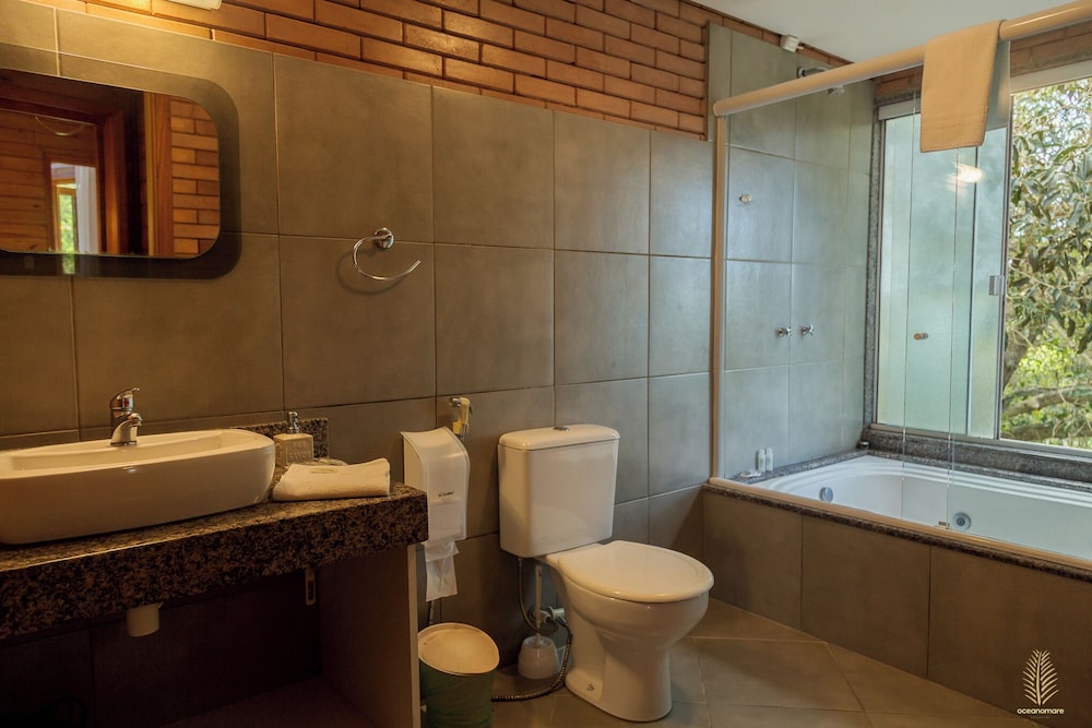 EXCLUSIVE, LOFT, HOT TUB