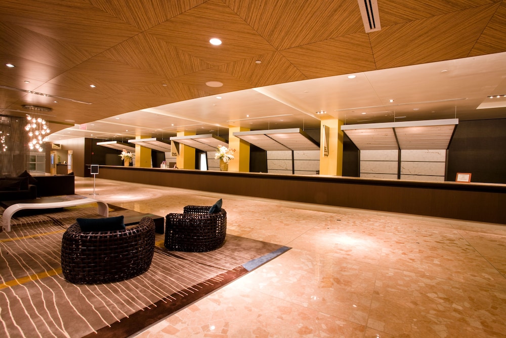 Disneys Contemporary Resort 21/50