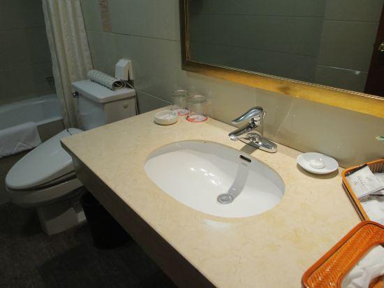 Shanghai Zhongdian Hotel Pudong 23/24