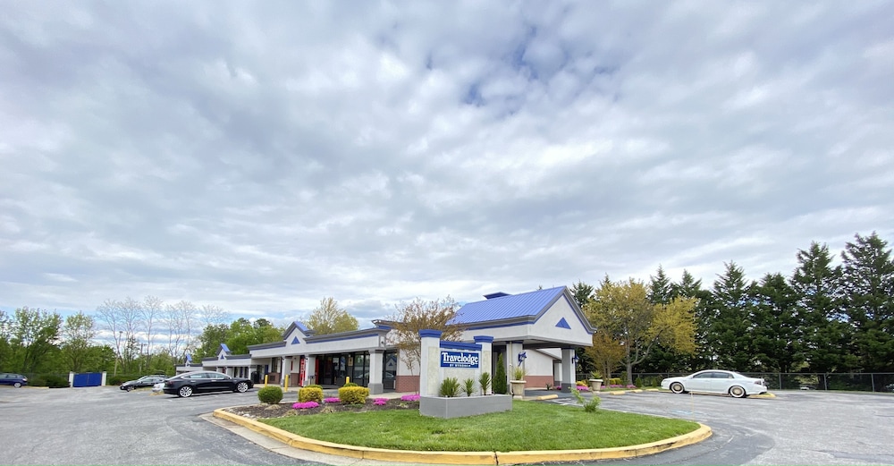 Travelodge by Wyndham Laurel 10/59