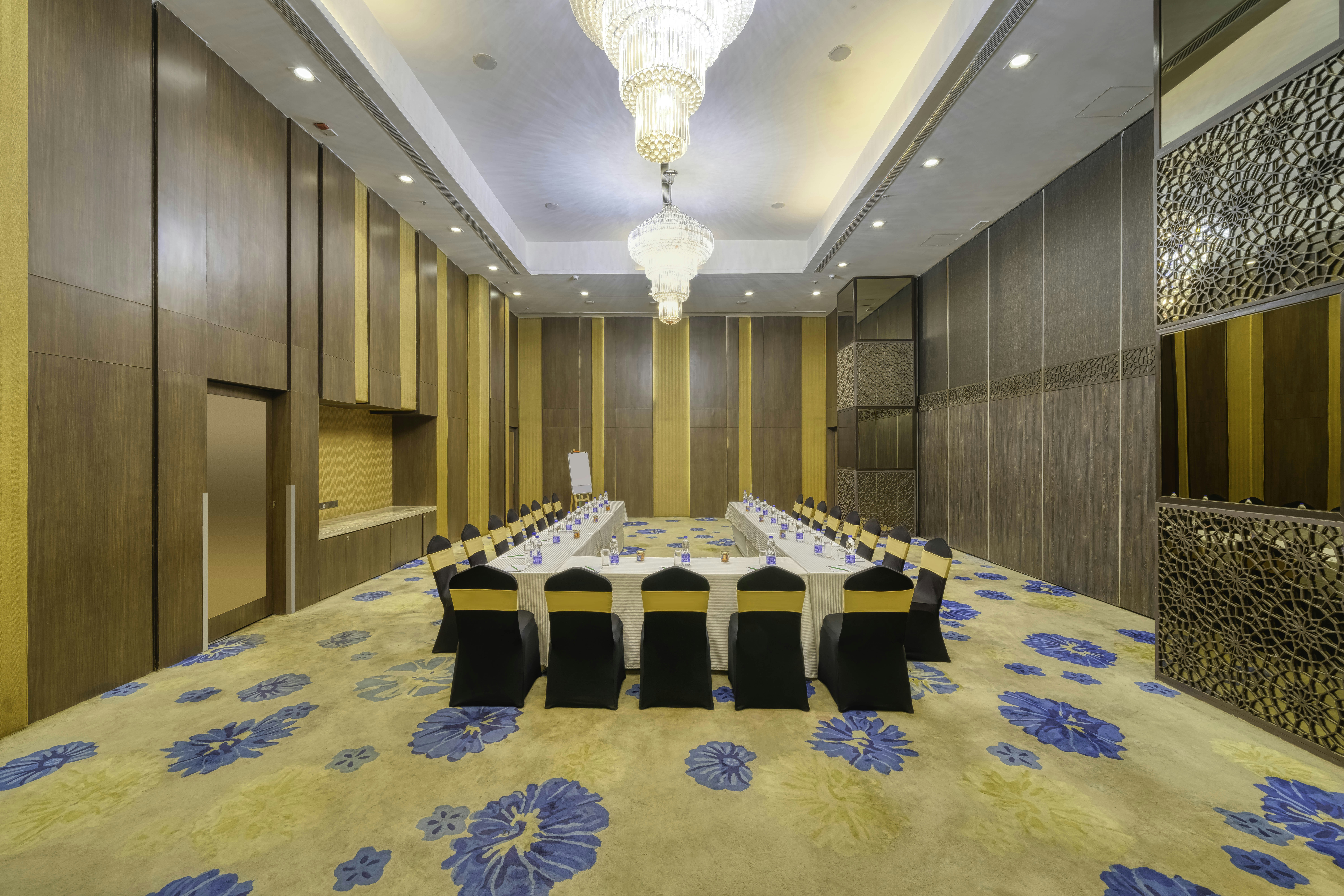 HOLIDAY INN KOLKATA AIRPORT 47/59