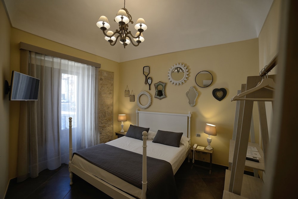Terrazzani Suite 10/44