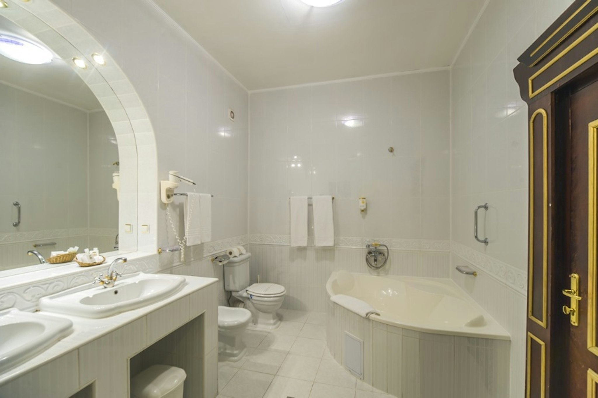 Aurelius Hotel 48/49