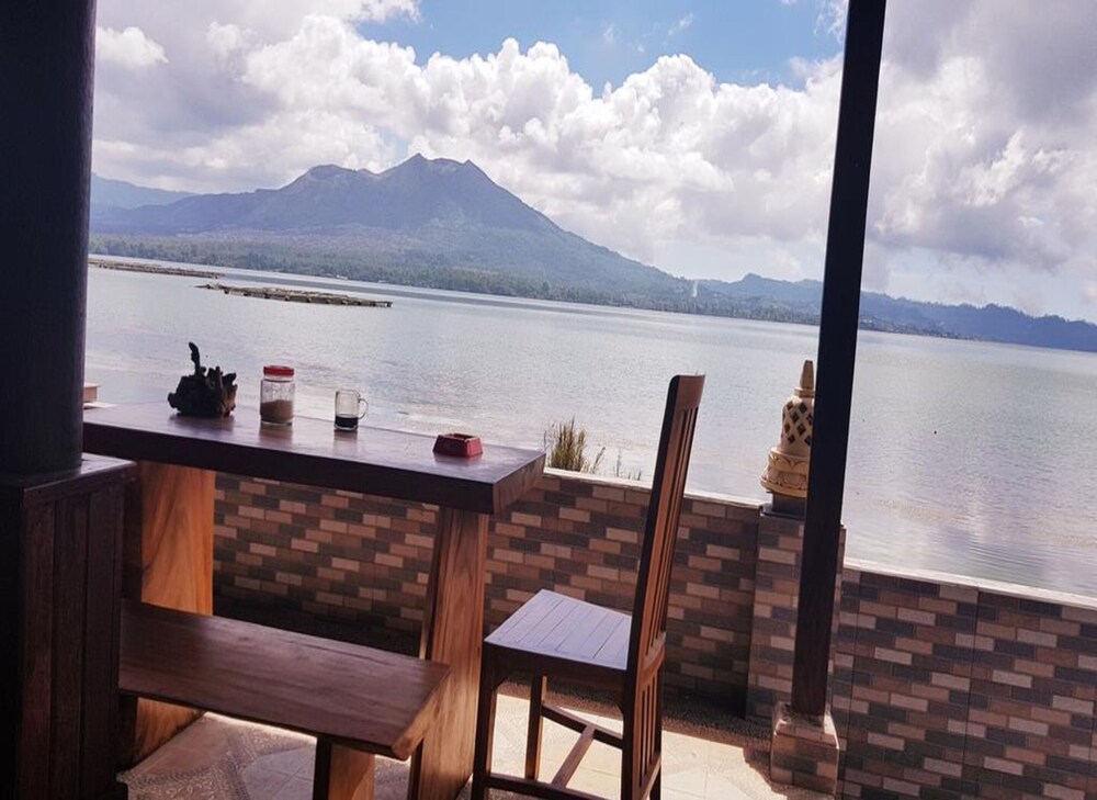 Batur Green Lake by ZUZU 25/33