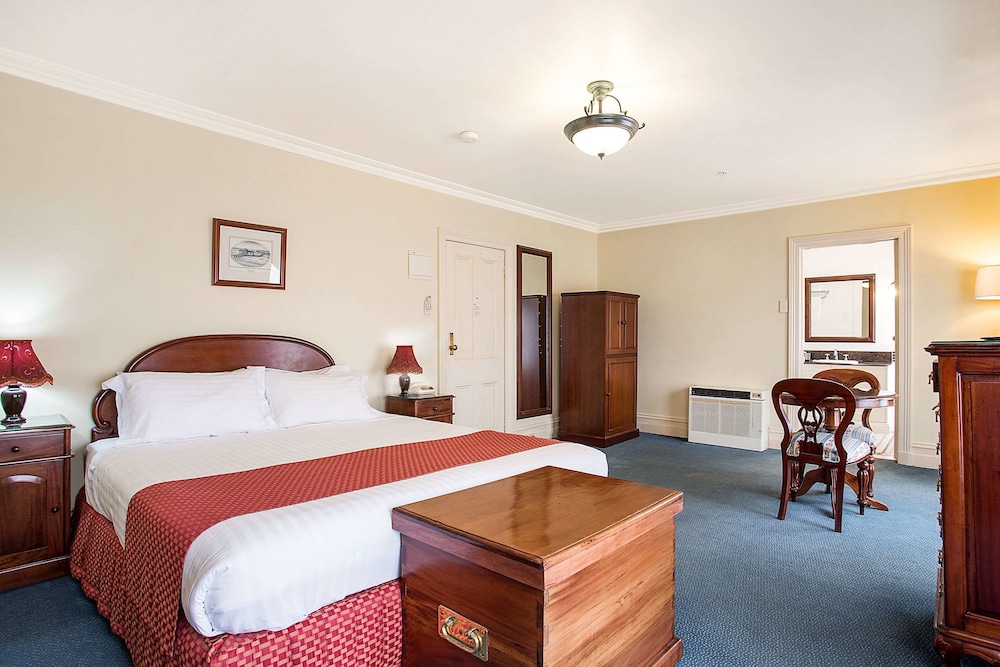 Quality Hotel Bentinck 6/35