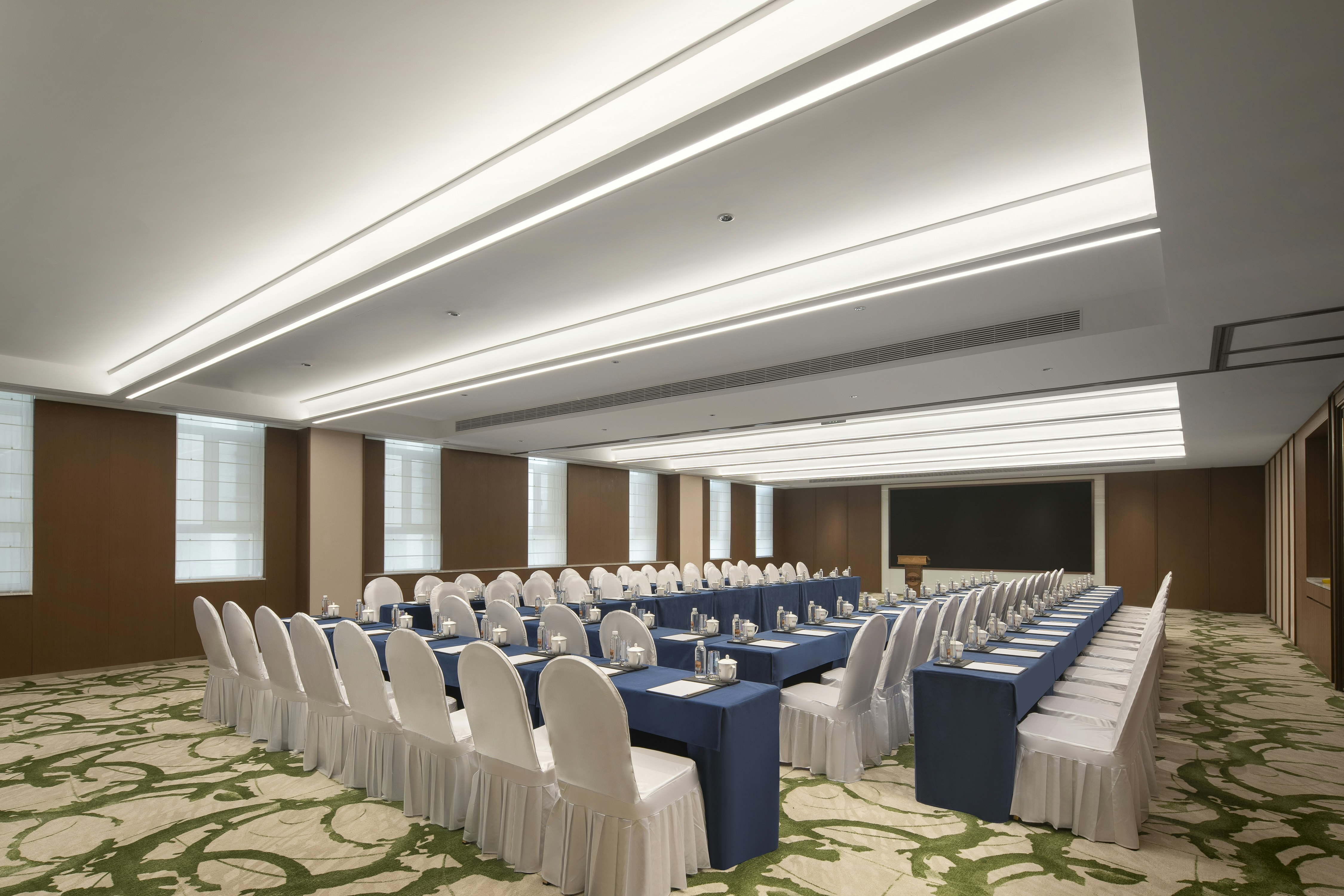 Hilton Garden Inn Zhongwei Shapotou 63/69
