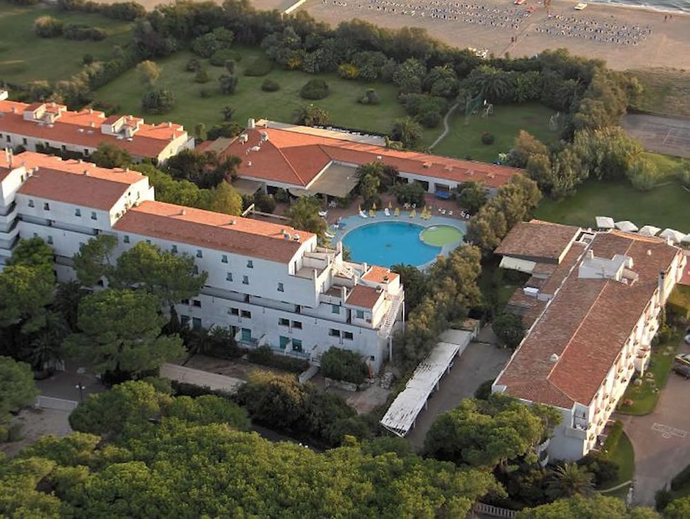 Marina Club 1/50