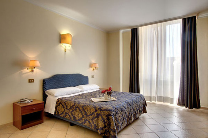 Hotel California 13/34