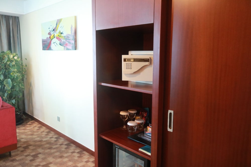 Novotel Shanghai Atlantis 45/68