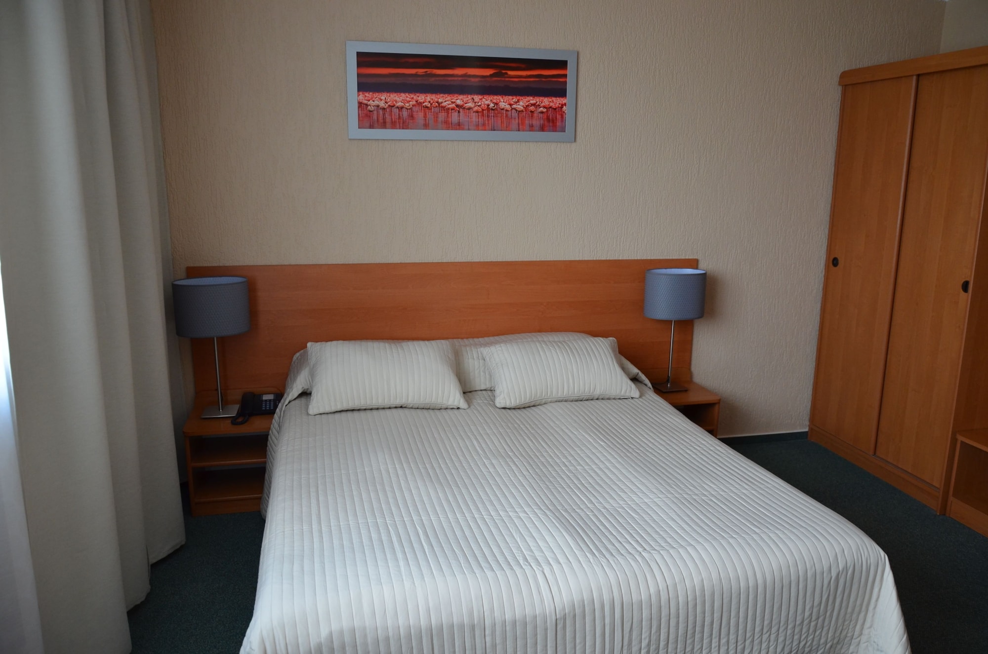STANDARD, DOUBLE BED