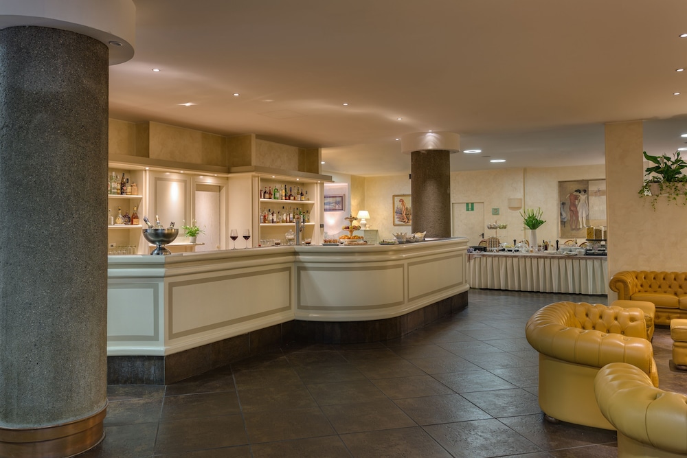 Hotel Continental Brescia 10/53
